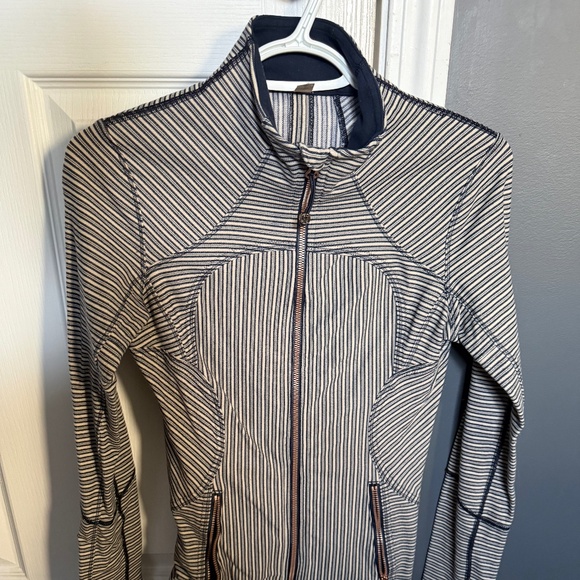 Lululemon define sweater - Picture 1 of 4